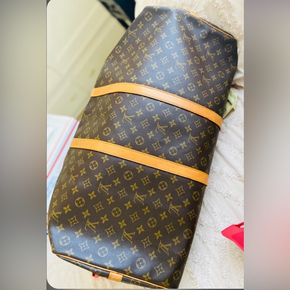 ❌❌SOLD❌❌LOUIS VUITTON, Authentic Monogram Keepall 60 Bandouliere WITH STRAP! - Picture 9 of 10